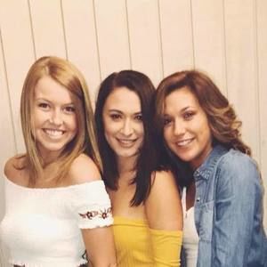 Meet your Posher, Alyssa